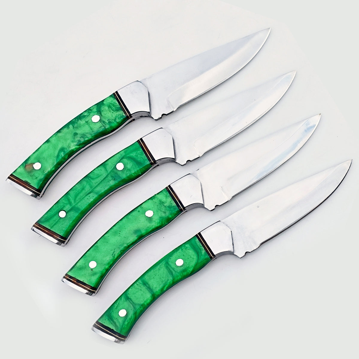 The Shamrock Steak Knife 4 Piece Set - Stainless Steel - 9"