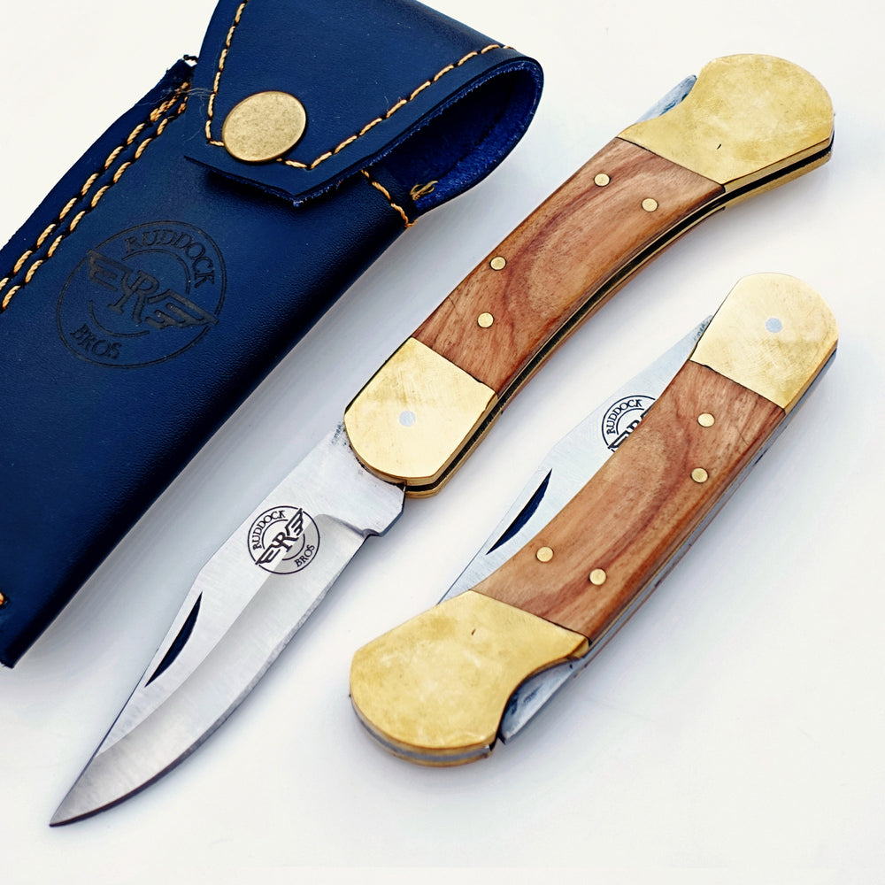 FOLDING BLADE KNIVES