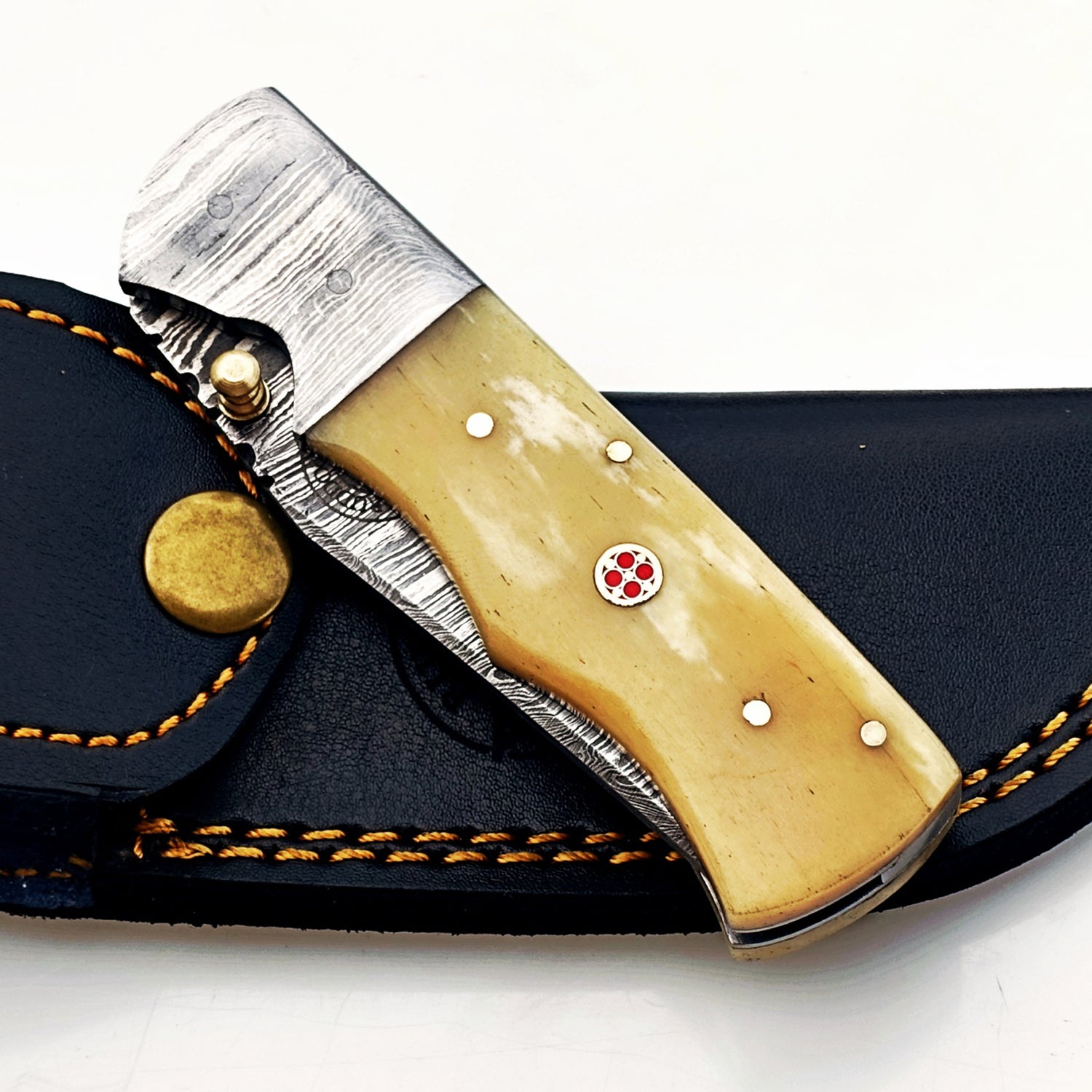 Premium Folding Knife – Sharp & Durable EDC Pocket Blade