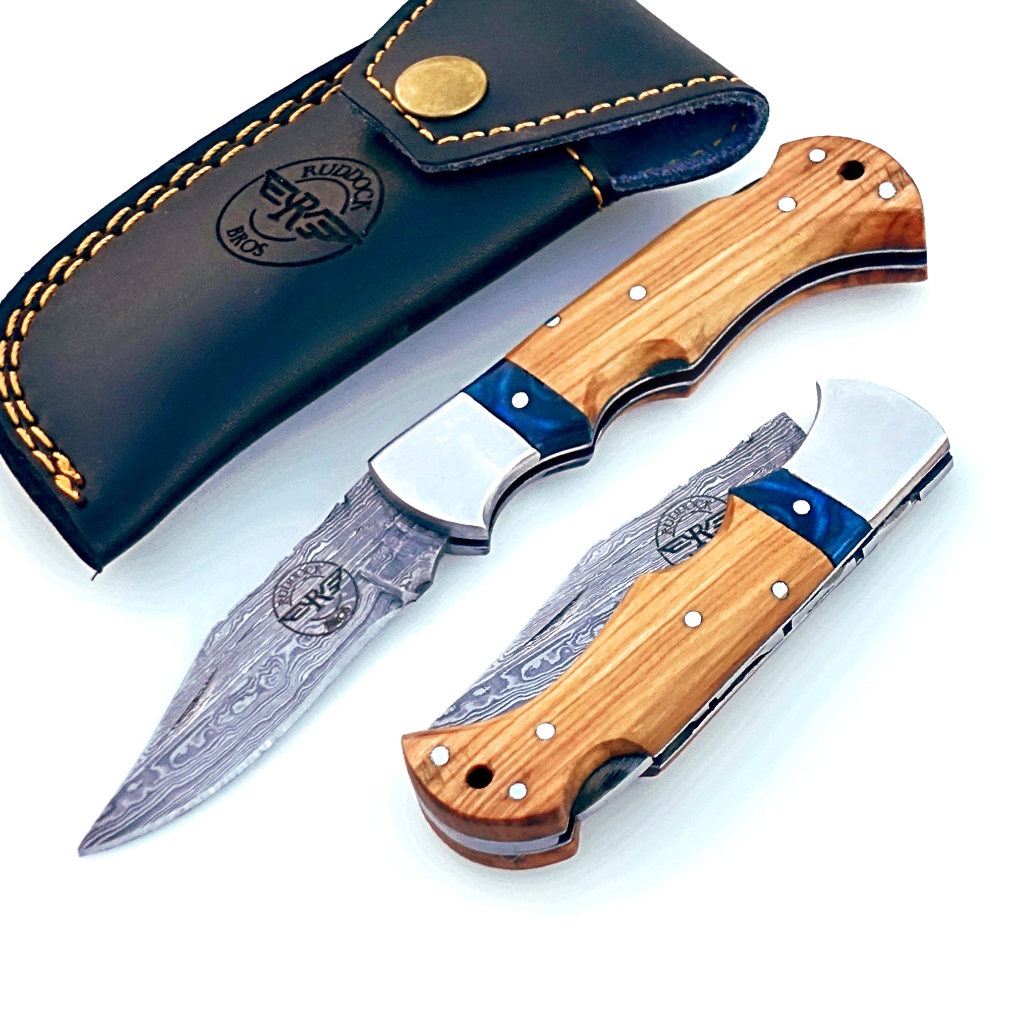 Damascus Steel Folding Knife – Durable & Secure Locking Blade