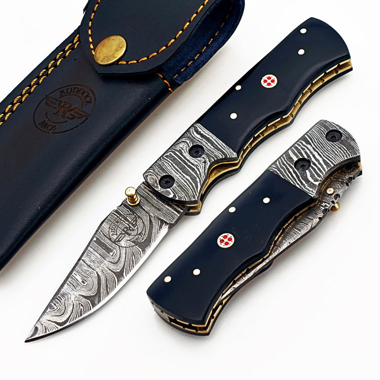 Folding Pocket Knife – Sharp & Secure Locking Blade