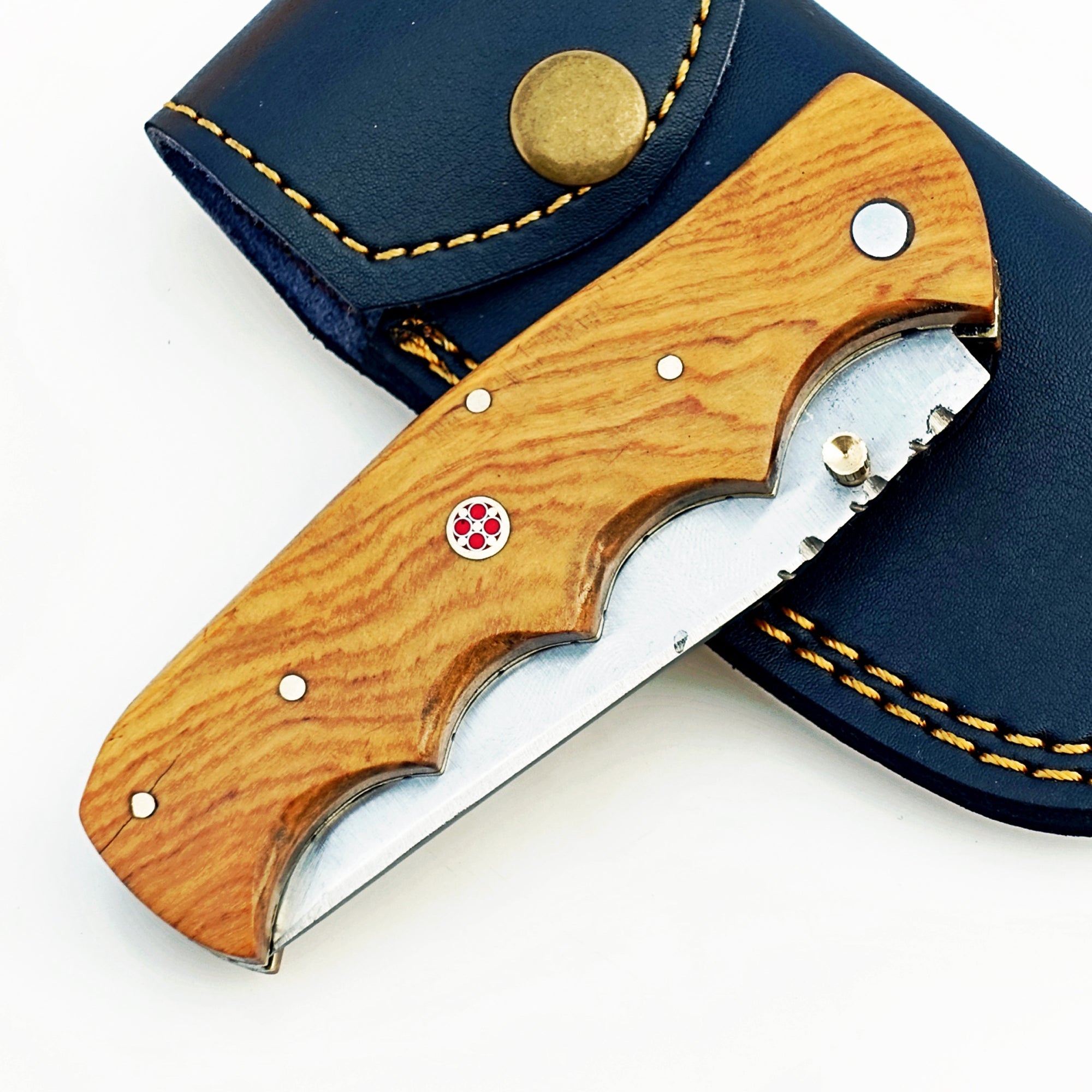 Stainless Steel Folding Knife – Secure Locking Utility Blade