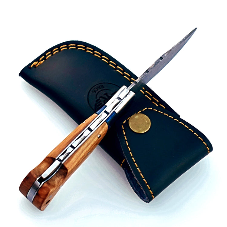 Damascus Steel Folding Knife – Durable & Secure Locking Blade