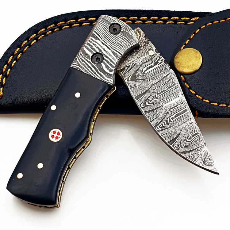 Folding Pocket Knife – Sharp & Secure Locking Blade