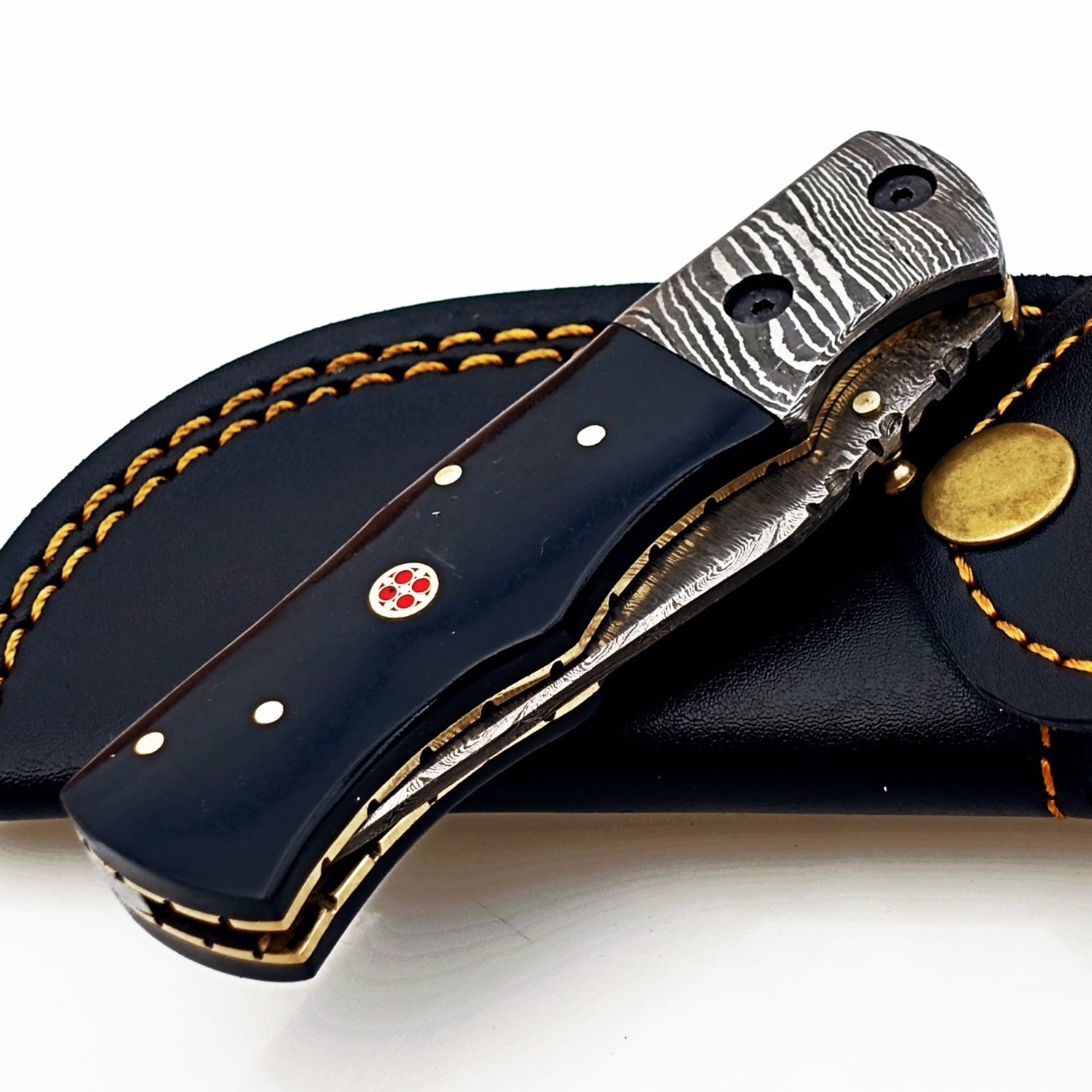 Folding Pocket Knife – Sharp & Secure Locking Blade